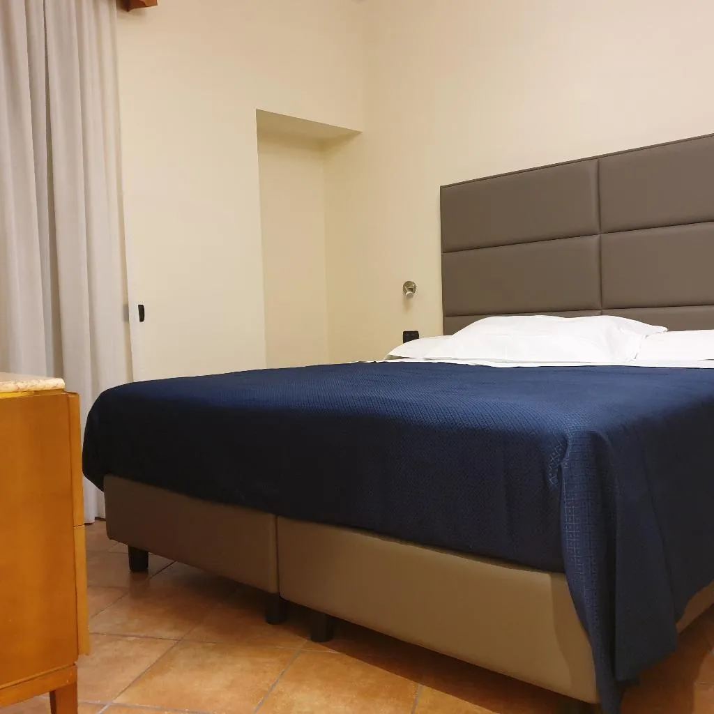 APARTMENT CAPACITY 3 Room, Residence L'Incanto Sorrento, Naples