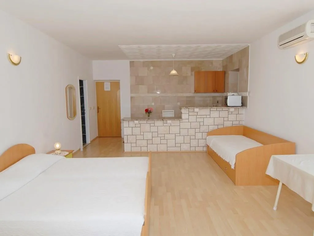 APARTMENT CAPACITY 3 Room, Marnic Apartments, Dubrovnik