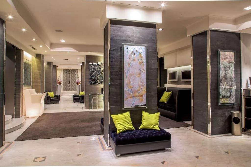 Lobby, Ariston, Rome