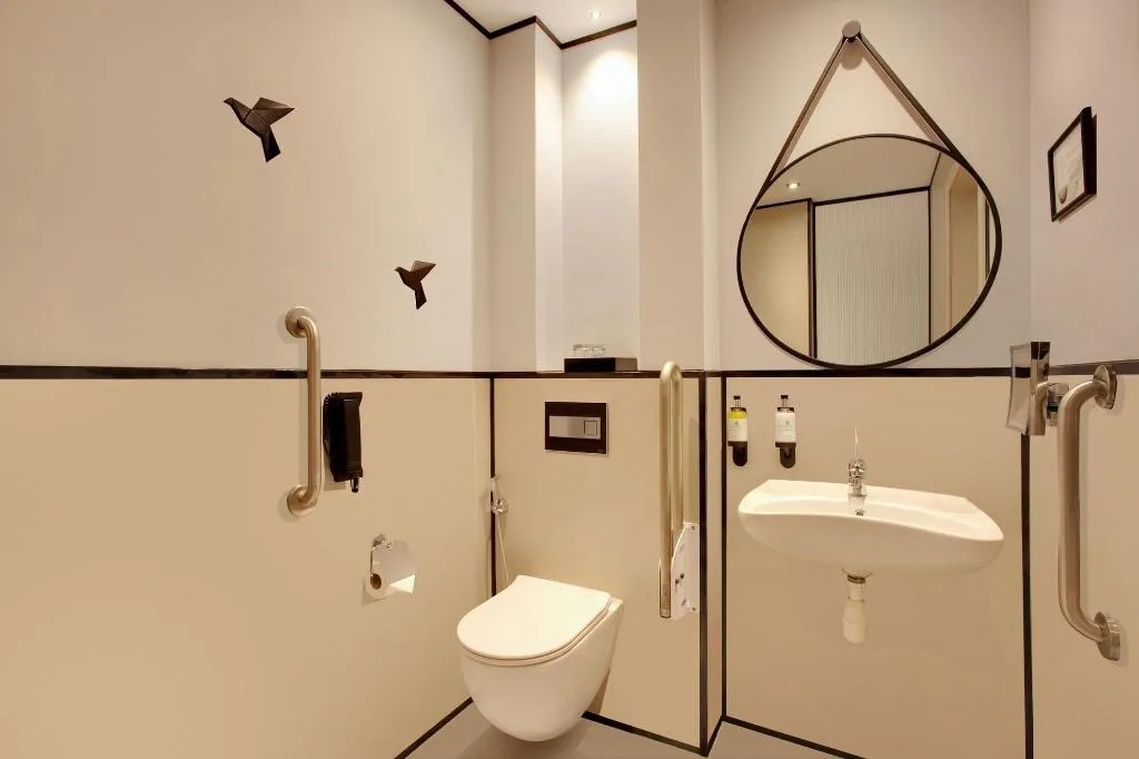 Room, Lemon Tree Hotel Jumeirah, Dubai, Dubai