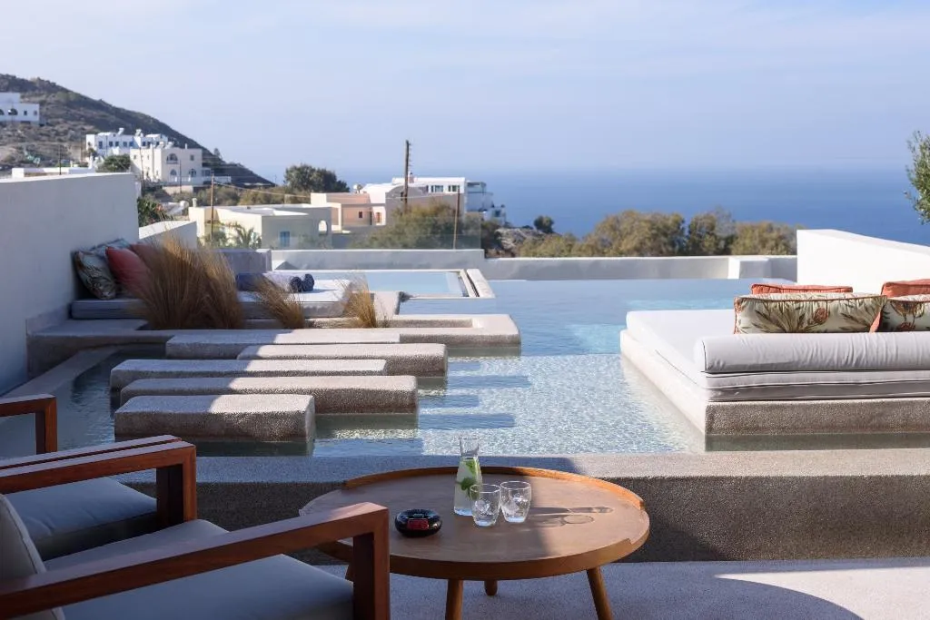 SUITE EXECUTIVE Room, Potnia Theron Suites, Santorini