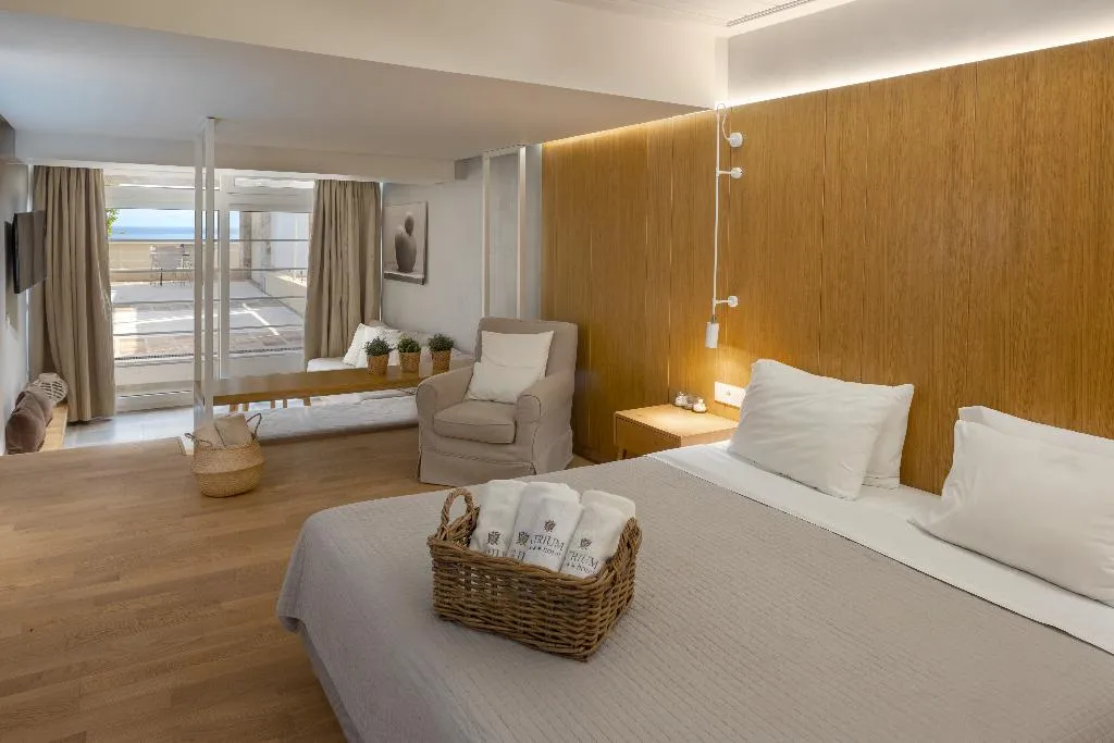 JUNIOR SUITE SEA VIEW Room, Atrium Hotel Skiathos, Skiathos