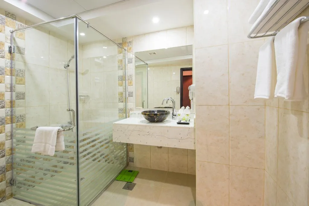 DOUBLE DELUXE Room, Royal Tulip Hotel ex Al Farej, Dubai