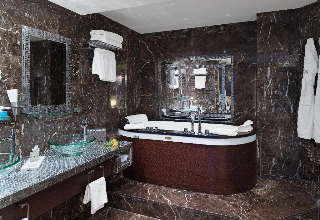 SUITE Presidential Room, The GrandResort-Leonardo Limited Edition, Cyprus
