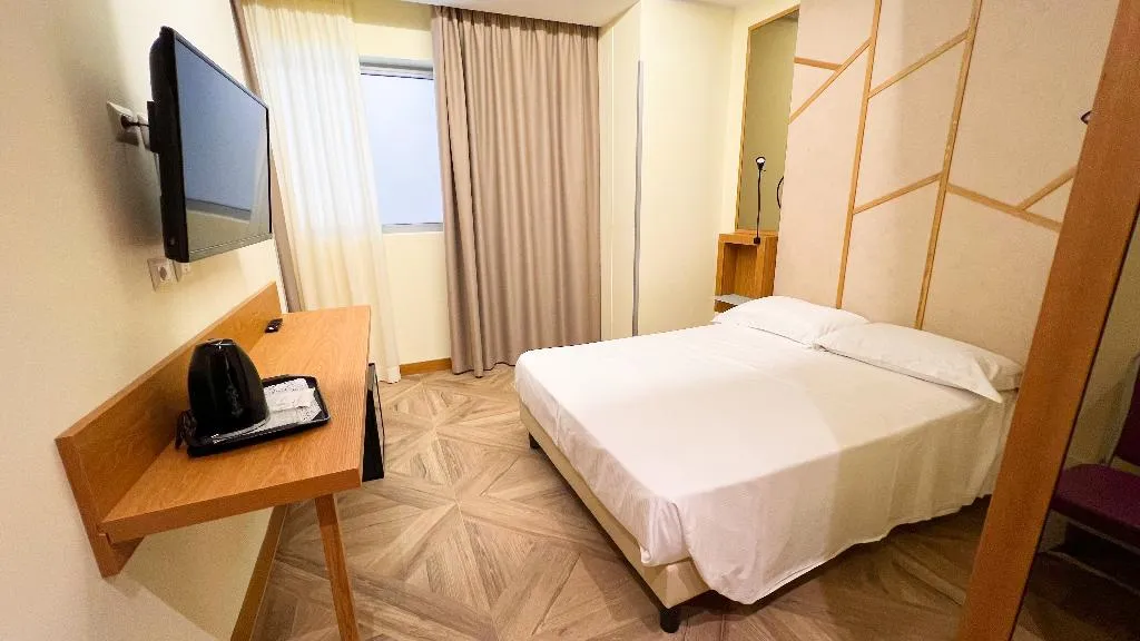 DOUBLE ECONOMY Room, Catania Sea Palace Hotel, Catania