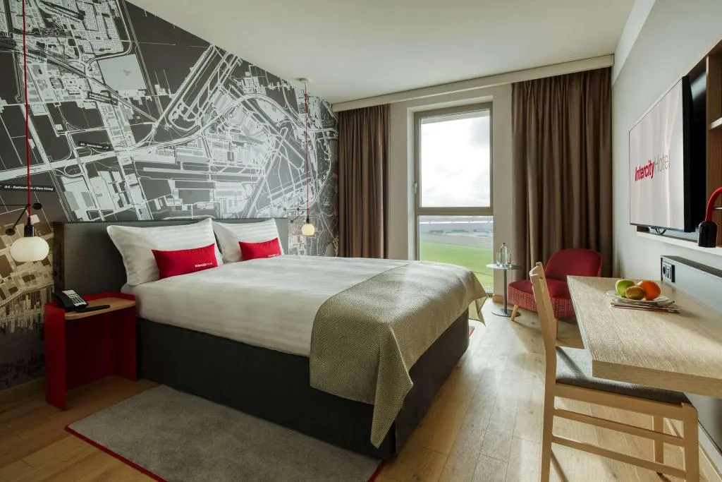 DOUBLE BUSINESS Room, IntercityHotel Amsterdam Airport, Amsterdam