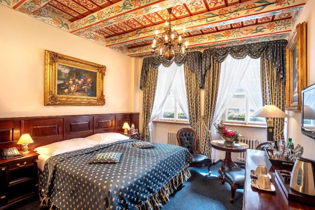 Double or Twin STANDARD Room, Hotel U Zlatého Stromu Prague by BHG, Prague