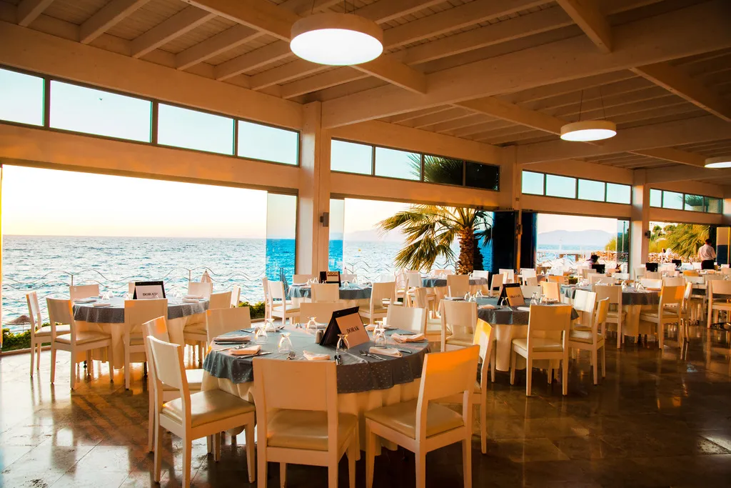 Restaurant, Charisma De Luxe Hotel, Izmir