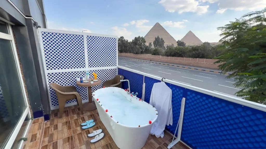 Room, Turquoise Pyramids Hotel, Cairo