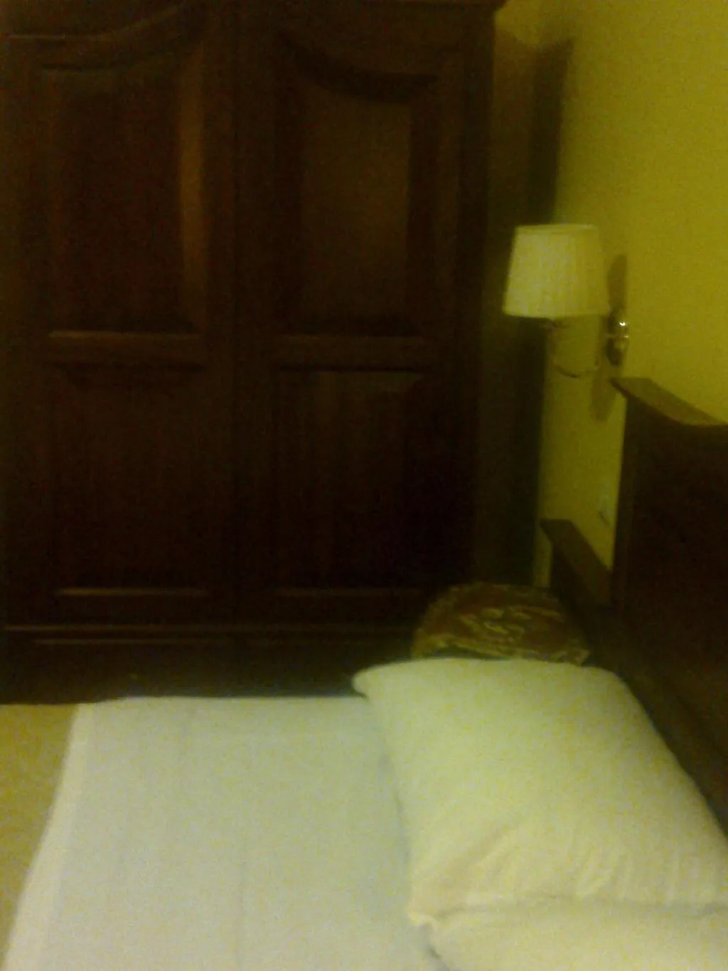 Room, Pitagora House, Naples