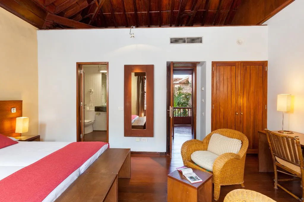 Room, Hotel LIVVO La Quinta Roja, Tenerife