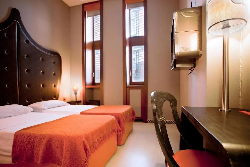 TWIN DELUXE Room, Orange Hotel, Rome