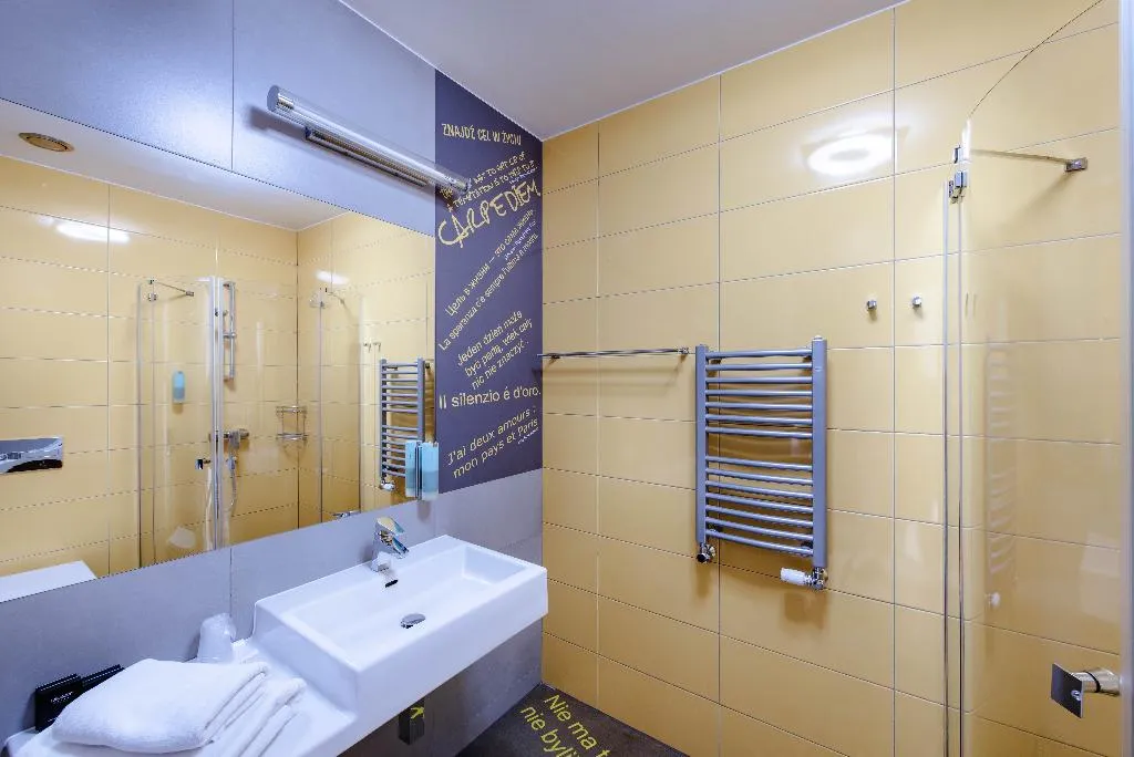 Double or Twin STANDARD Room, Lenart, Krakow