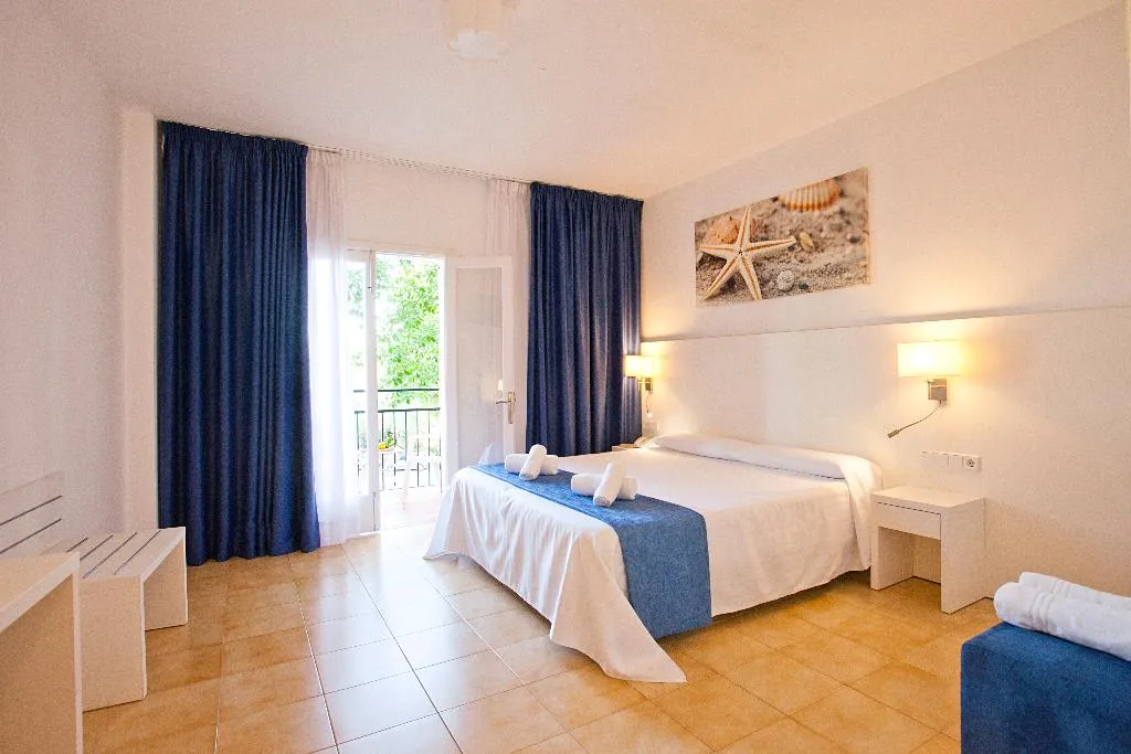 SINGLE WITH BALCONY Room, Hotel Cala Murada, Majorca