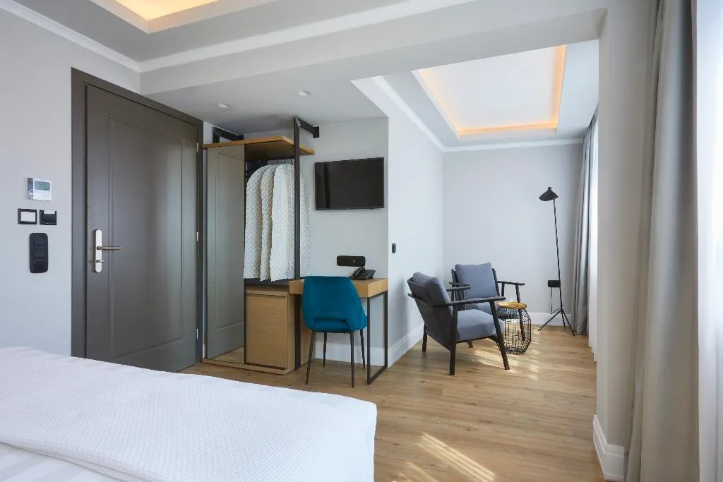 JUNIOR SUITE CAPACITY 2 Room, The Artist Athens, Athens