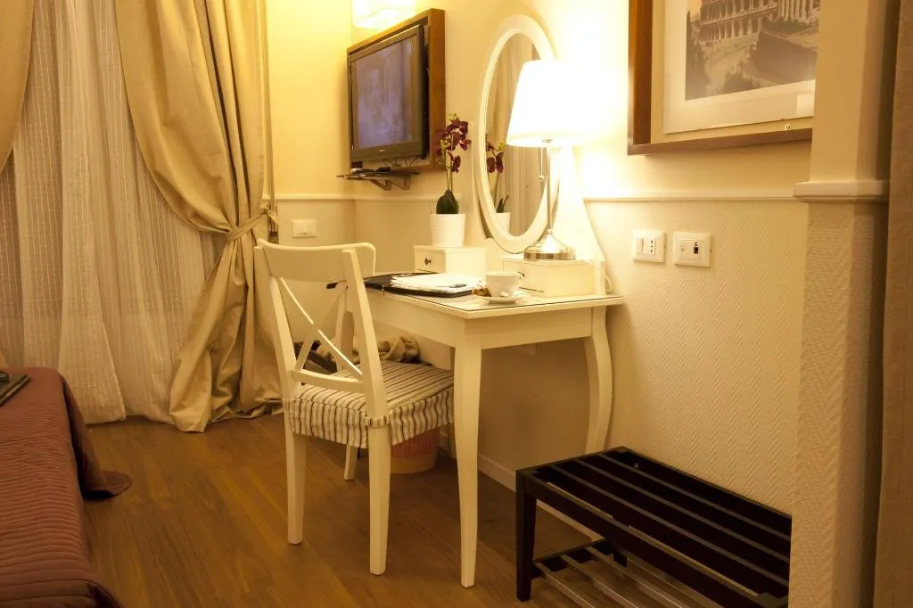 Room, Colfelice Rooms, Naples