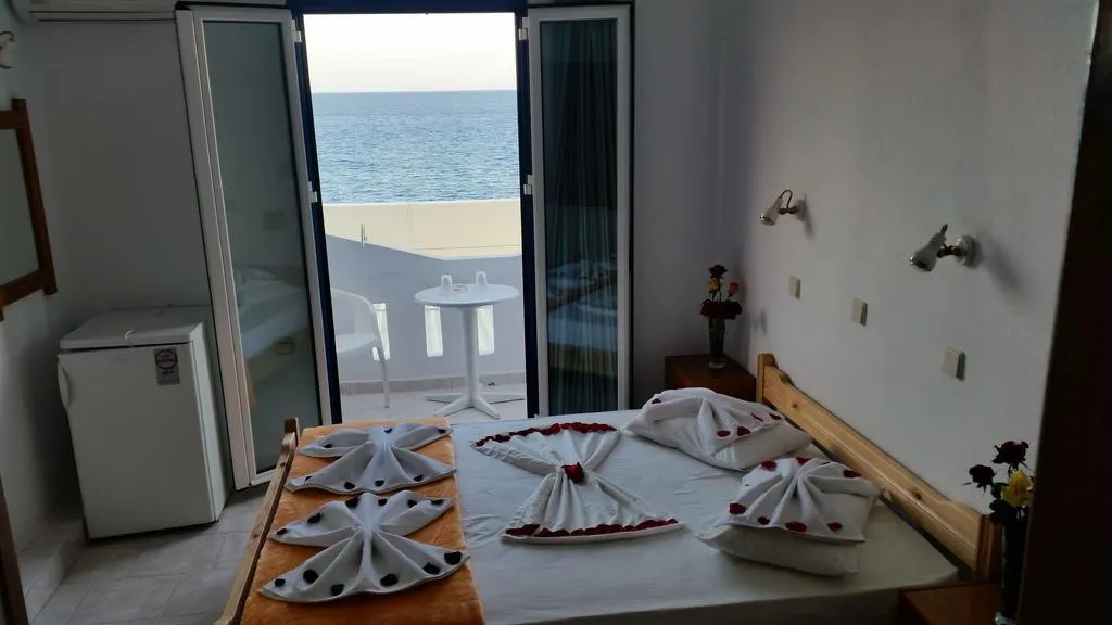 Room, Tarra, Crete
