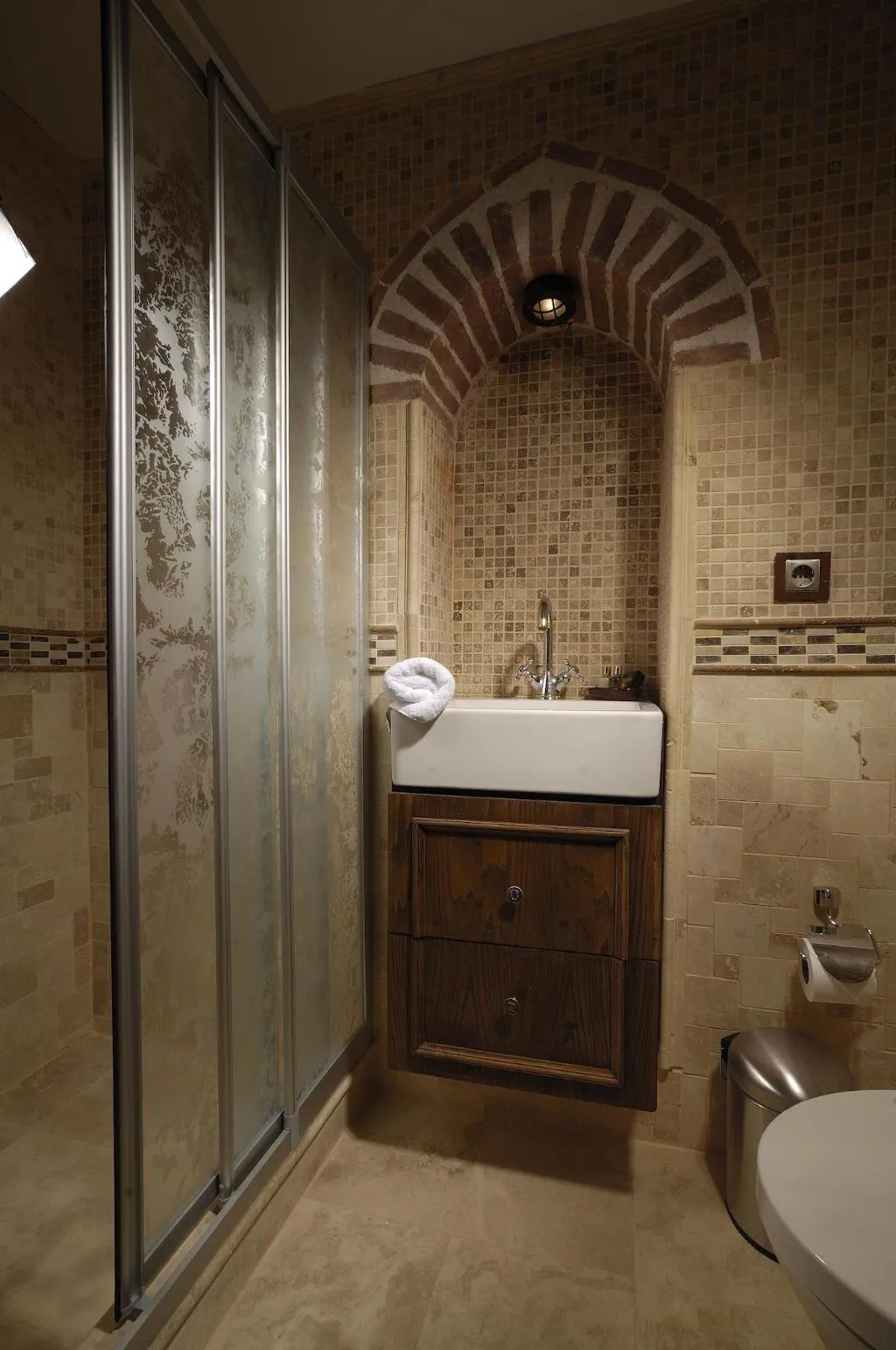 JUNIOR SUITE TWO BEDROOMS ONE BATHROOM Room, Cesme Kanuni Kervansaray, Izmir