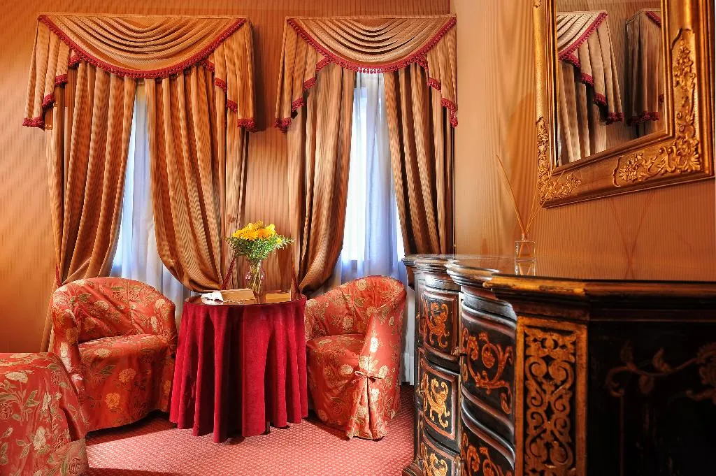 Room, Concordia, Venice