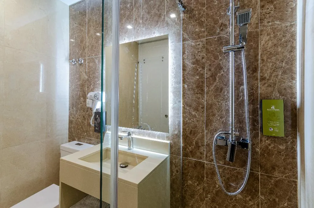 DOUBLE SUPERIOR Room, Hotel Avenida Park, Lisbon