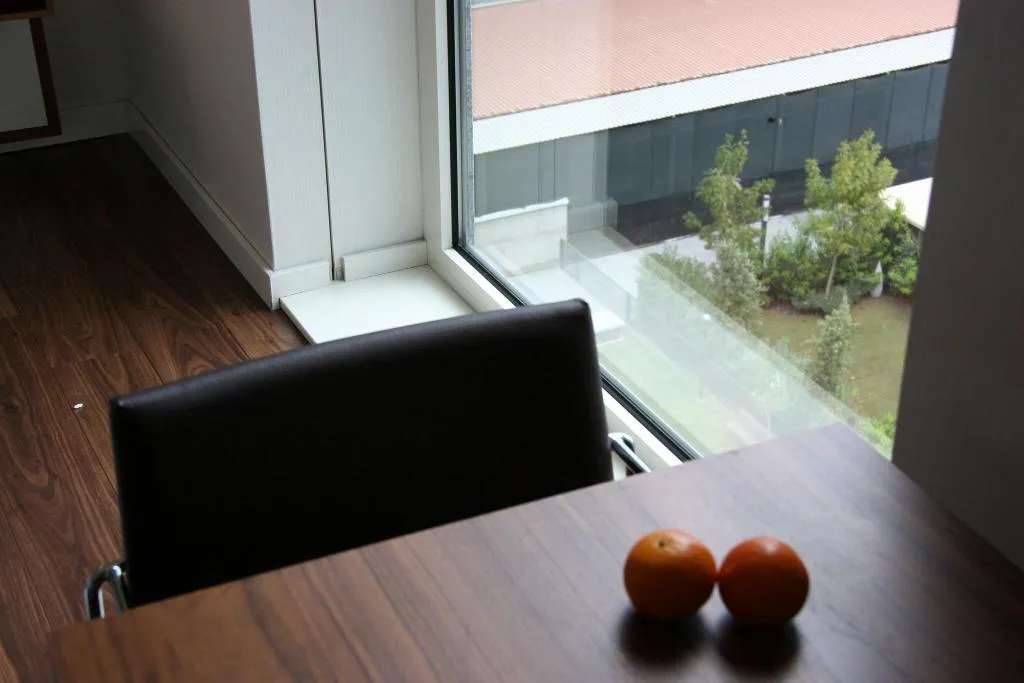 Double or Twin QUEEN SIZE BED Room, Primus Valencia, Valencia