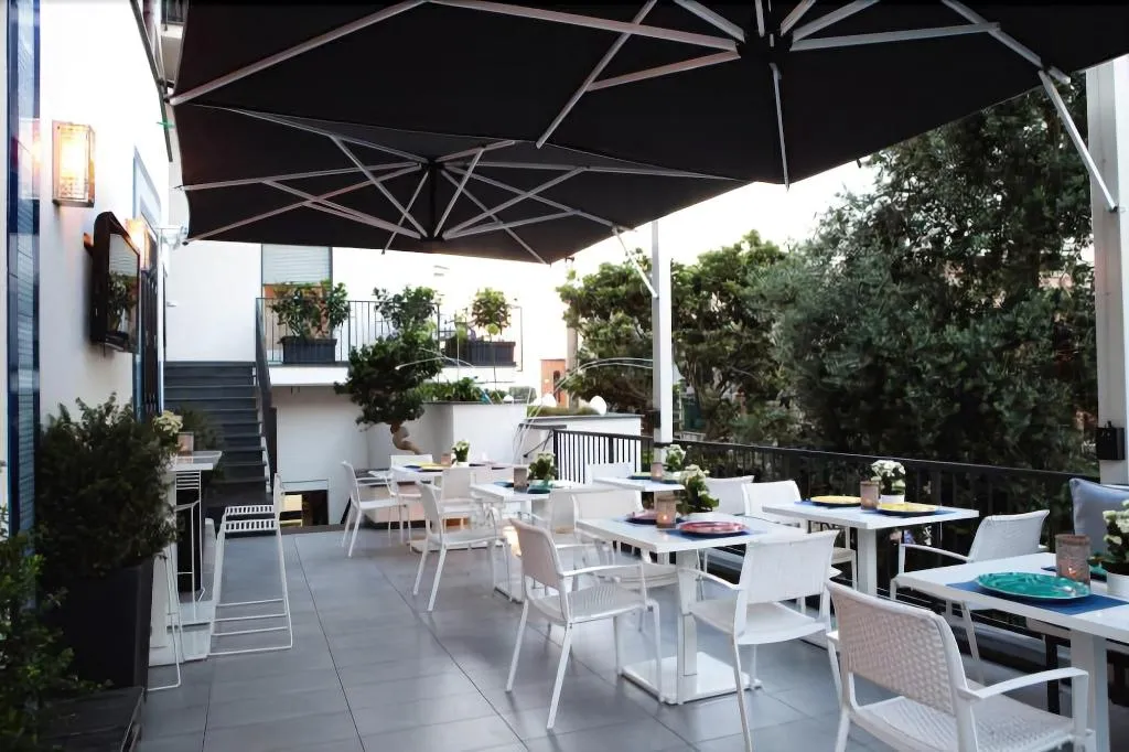 Restaurant, Cubo Apartments, Naples