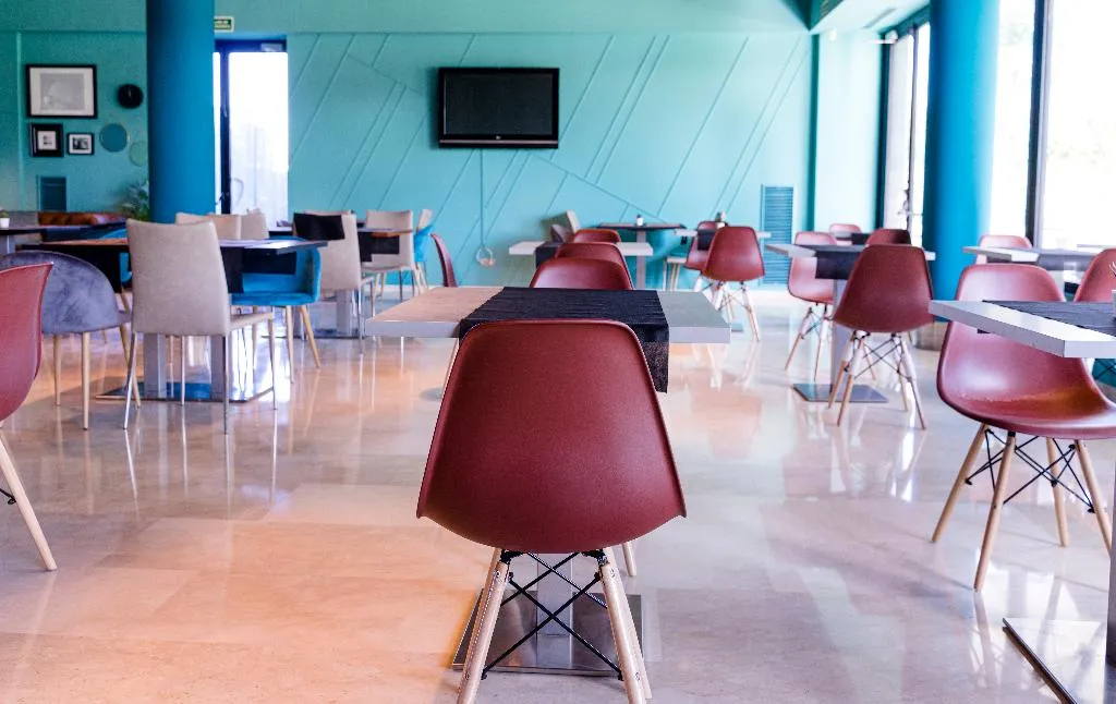 Restaurant, Azz Hotel Tactica, Valencia