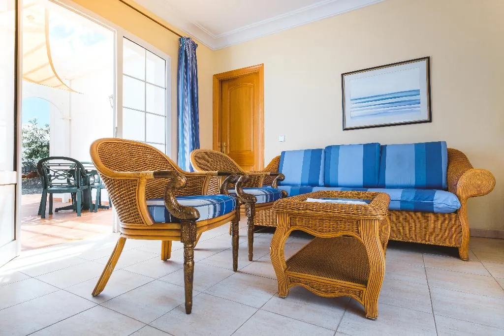 BUNGALOW SEA VIEW Room, Apartamentos LIVVO Coloradamar, Lanzarote