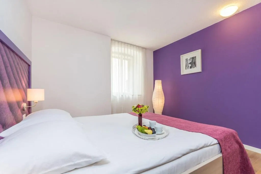 Room, Vista, Istria
