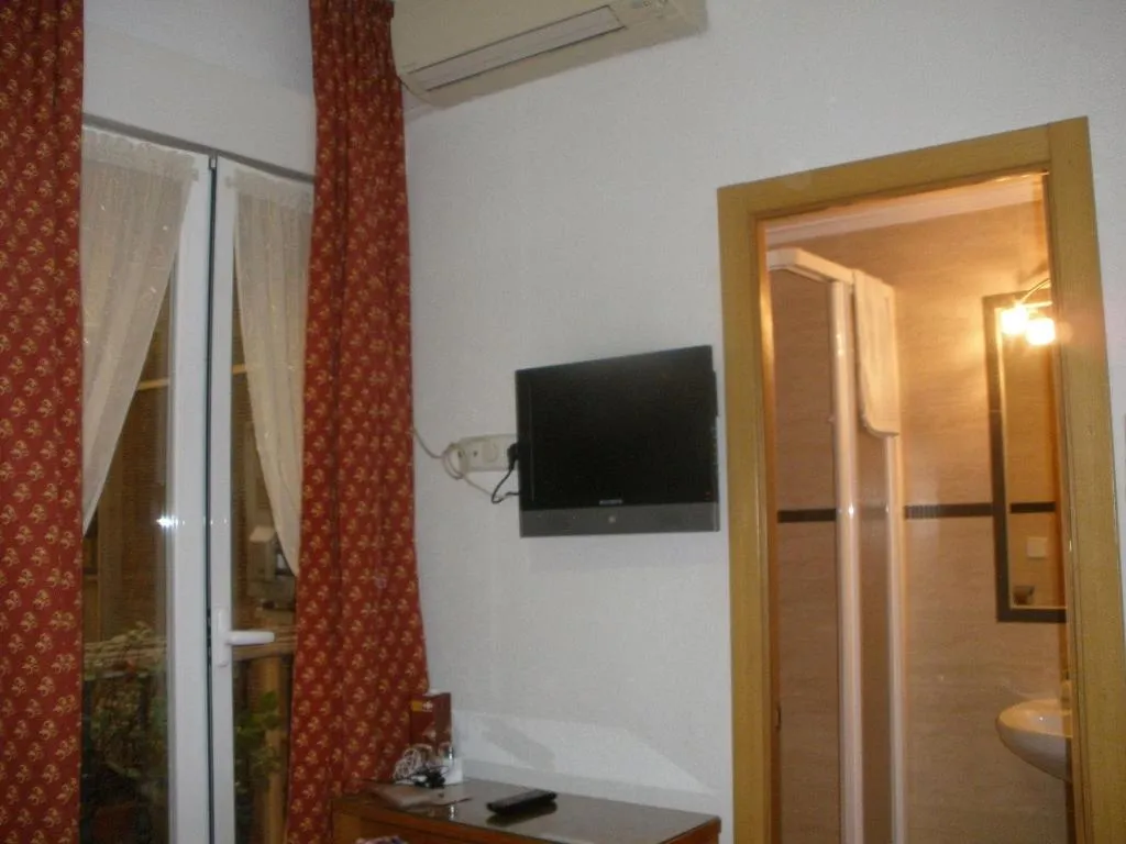 Room, Hostal Del Pez Azul, Madrid