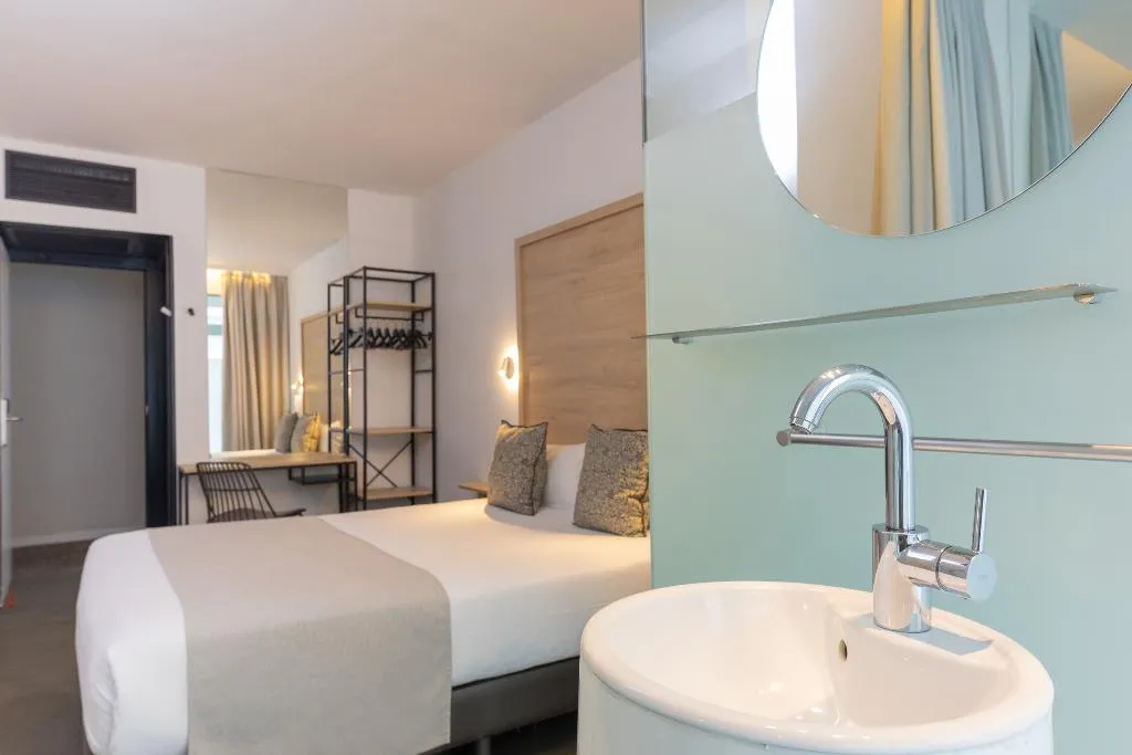 DOUBLE SINGLE USE STANDARD Room, Casa Lit Barcelona, Barcelona