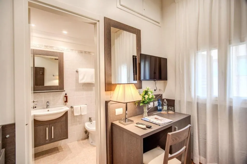 Room, Hotel Mirti, Rome