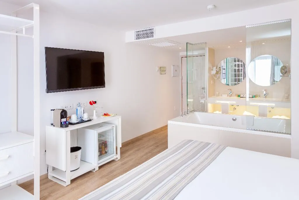 Double or Twin DELUXE Room, Tigotan Lovers&Friends Playa las Américas, Tenerife
