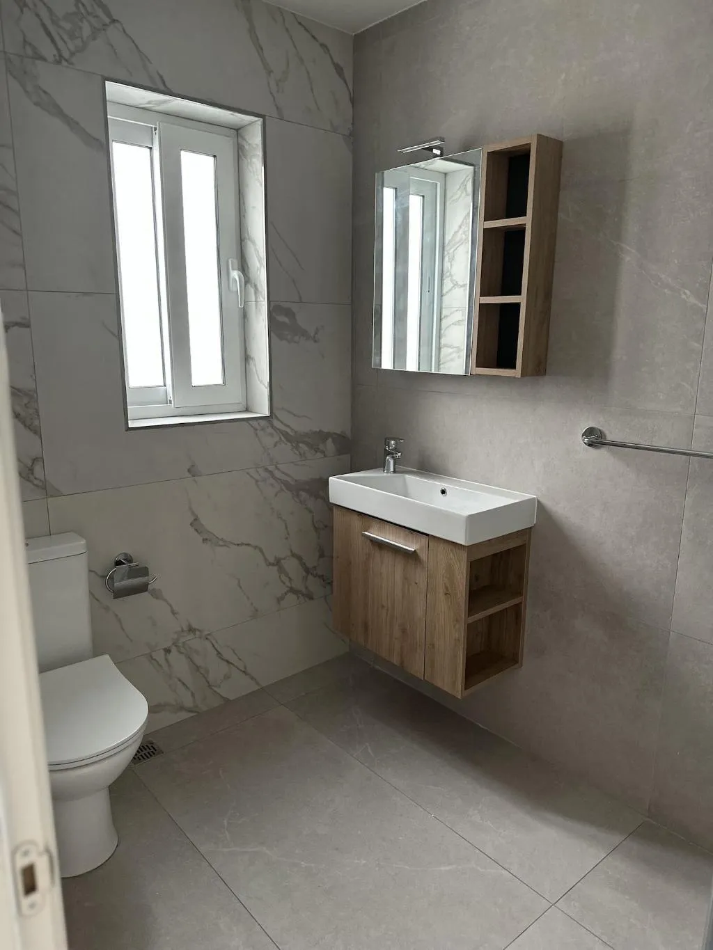 Room, The Central Guesthouse, Malta