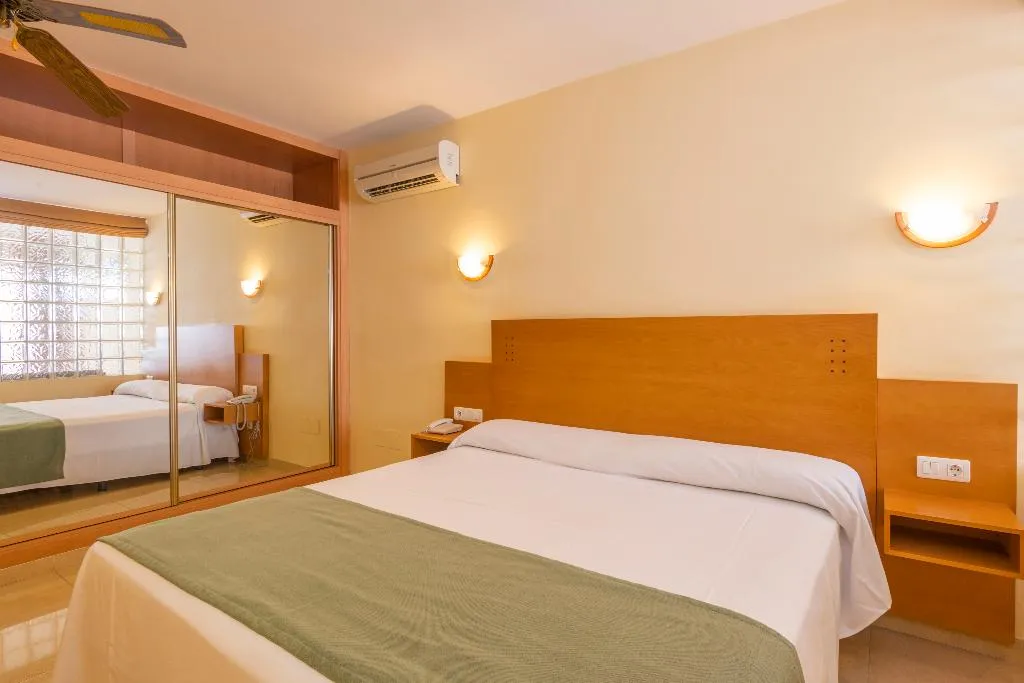 JUNIOR SUITE STANDARD Room, Hotel Parasol by Dorobe, Costa Del Sol