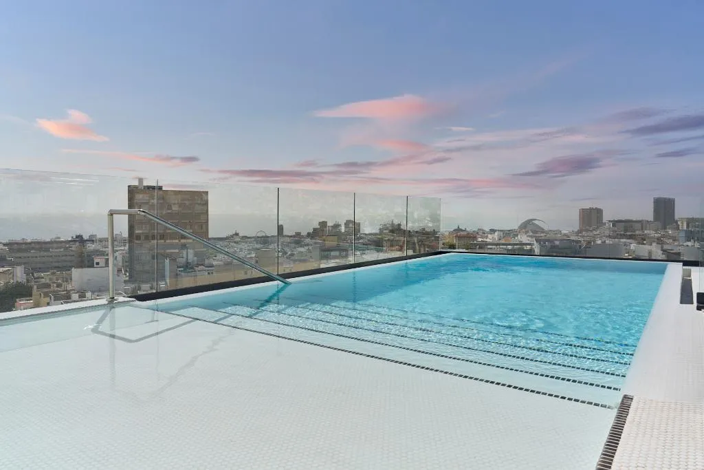 Pool, Barceló Santa Cruz Contemporáneo, Tenerife