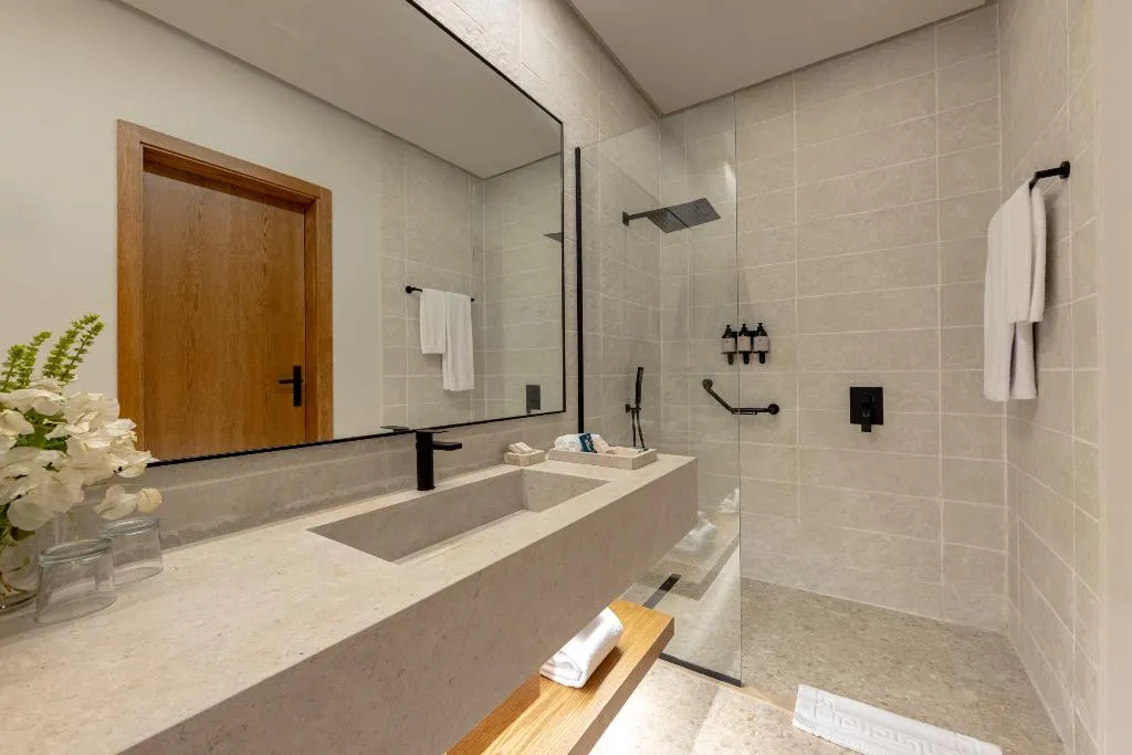 Double or Twin DELUXE POOL VIEW Room, Desert Rose, Red Sea Riviera