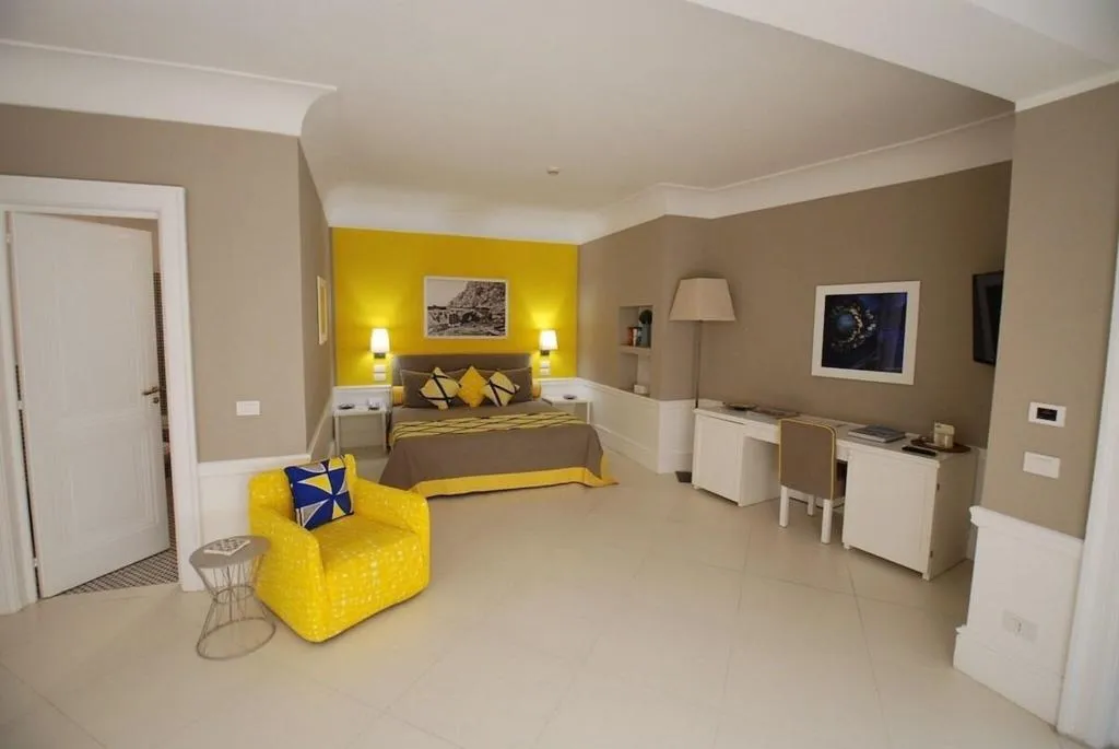 JUNIOR SUITE WITH VIEWS Room, Della Piccola Marina, Naples