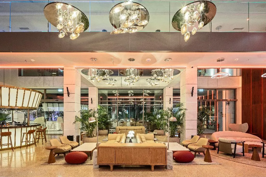 Lobby, Evolution Cascais-Estoril, Lisbon