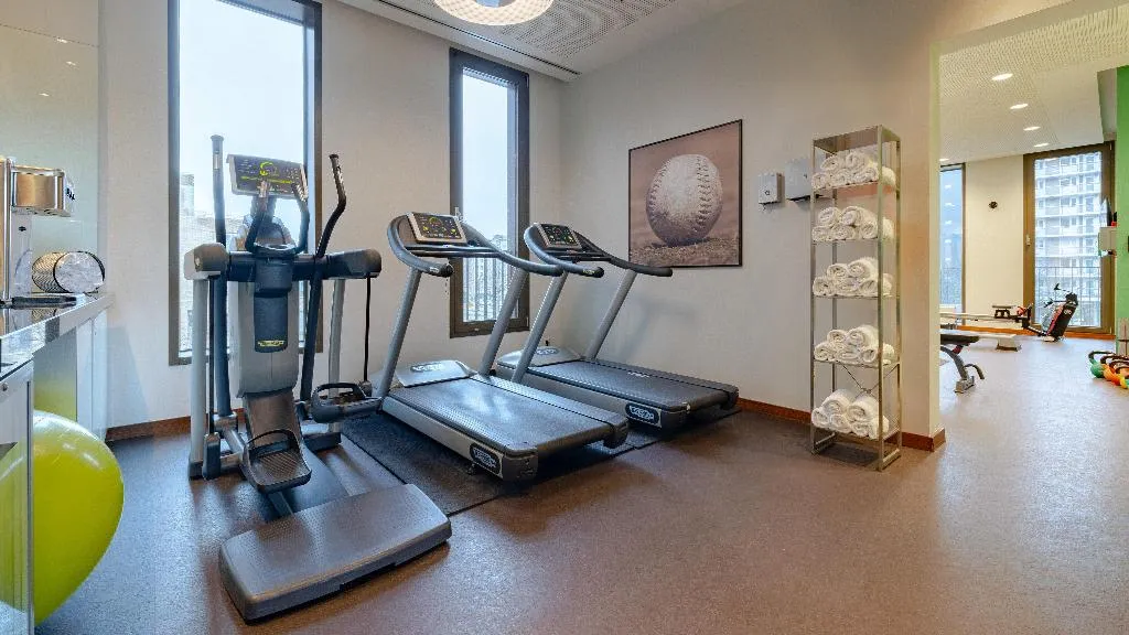 Sports and Entertainment, Crowne Plaza Amsterdam-South, Amsterdam