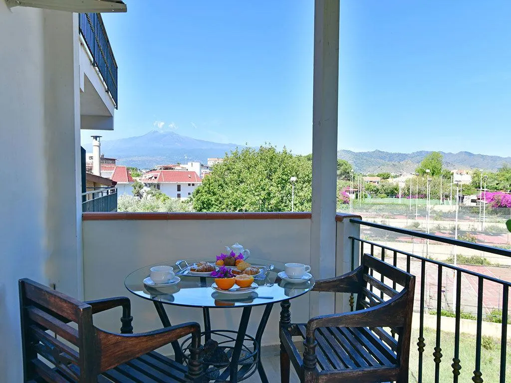 APARTMENT CLASSIC Room, Villa Linda, Catania