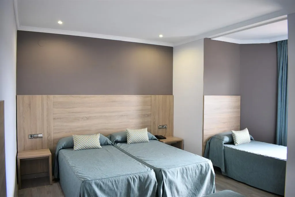 TRIPLE STANDARD Room, Ramblas Barcelona, Barcelona