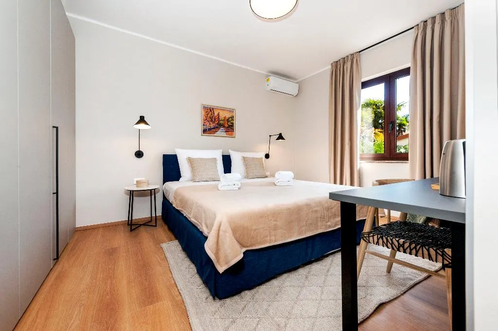 DOUBLE STANDARD Room, Sunset Residence Rovinj, Istria