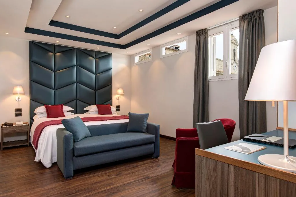 Double or Twin SUPERIOR Room, Nazionale, Rome