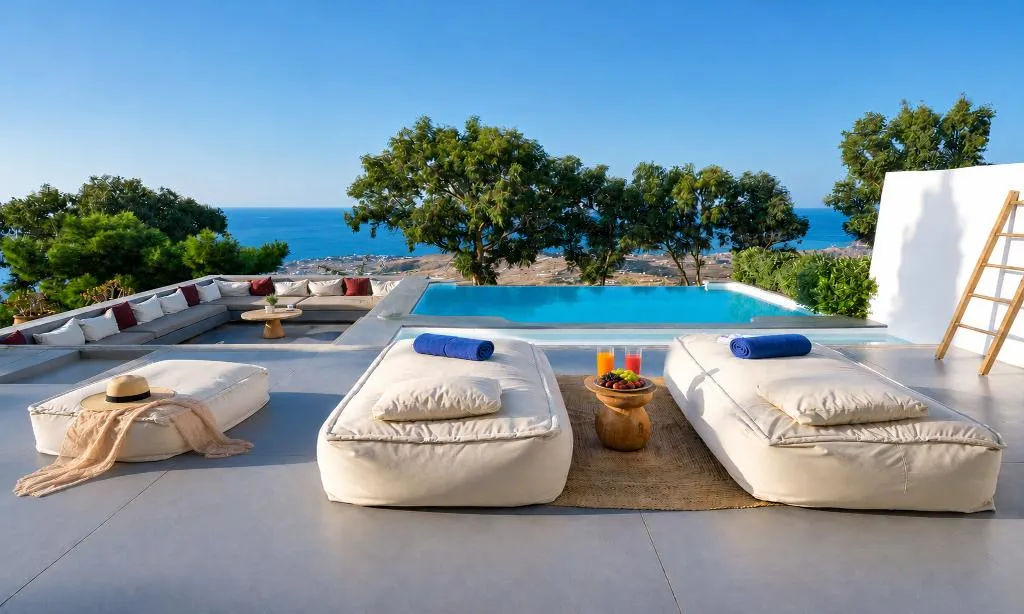 SUITE SUPERIOR WITH PRIVATE POOL Room, Santorini Heights, Santorini