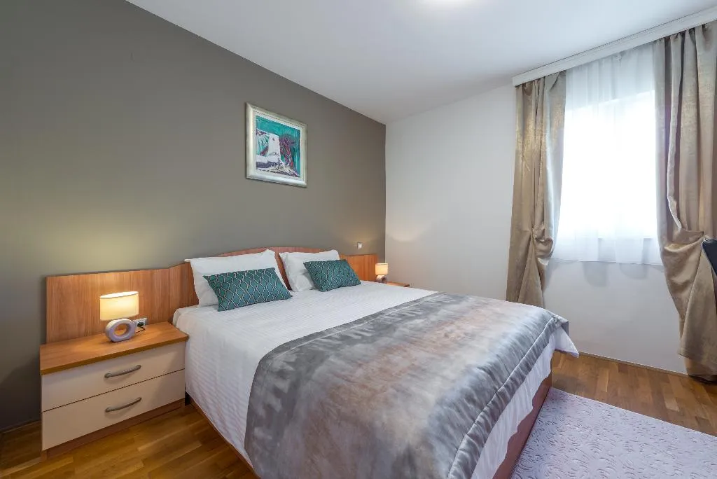 APARTMENT ONE BEDROOM ONE BATHROOM Room, Villa Lanterna, Dubrovnik