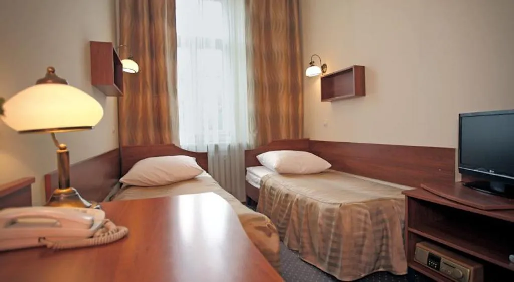 TWIN STANDARD Room, Fortuna Hotel, Krakow