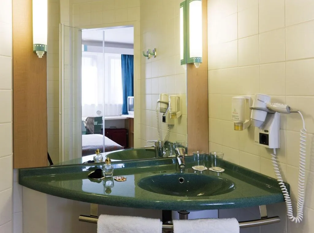DOUBLE STANDARD Room, ibis Madrid Alcorcon Tresaguas, Madrid