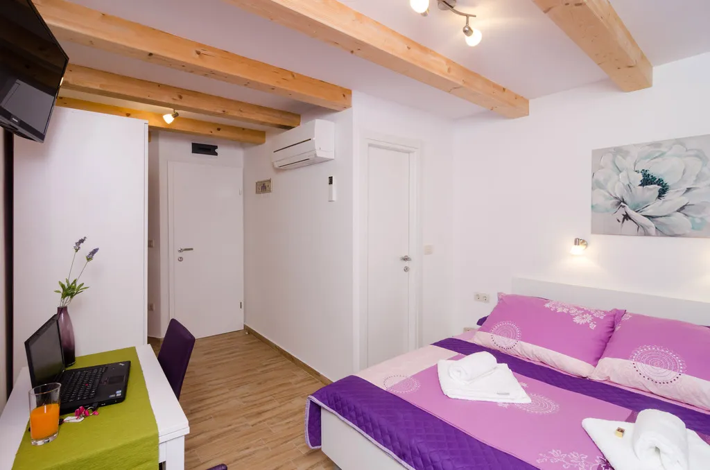 STUDIO CITY VIEW Room, Lavender Garden Apartments, Dubrovnik