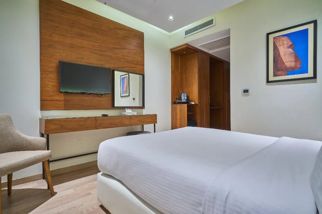 SINGLE DELUXE Room, The President Hotel Cairo, Cairo